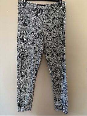 High-Rise Black & White Snake Print Leggings